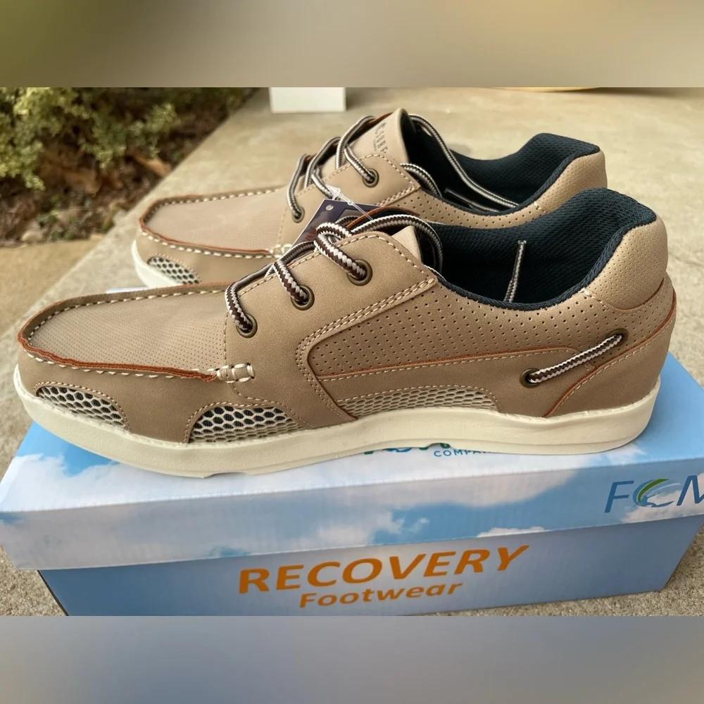 Island Surf NWT Men’s Atlantic II Boat Lake Shoes in Tan/Parchment Size 10.5